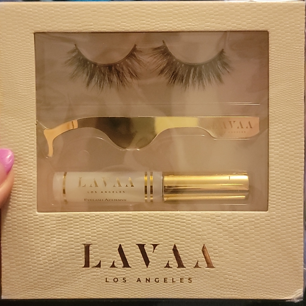 LAVAA Flirty lash set